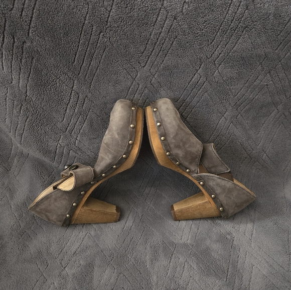 Sanita Leather Block Heel Clogs Womens Sz 6 EU 37 Sandals Shoes Heels Gray. - Picture 3 of 8